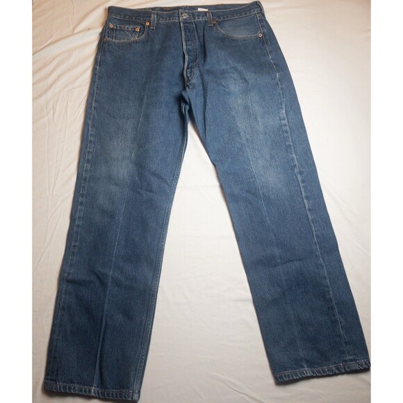 Vintage Levis 501xx-0000  Jeans Blue Sz 40 x 33  Measured 37x28  Button Fly Y2K - Picture 1 of 14